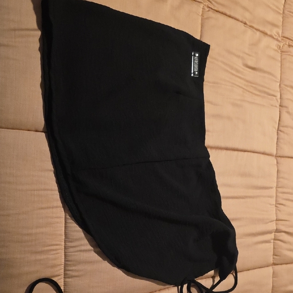 Chic Black Mini Skirt with Tie Detail - Picture 1 of 2